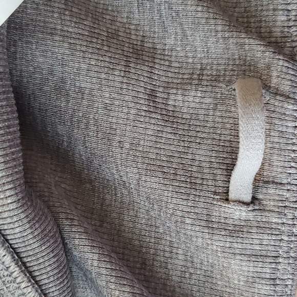 (3 For $20) Gap Fit Bike short - Picture 5 of 6